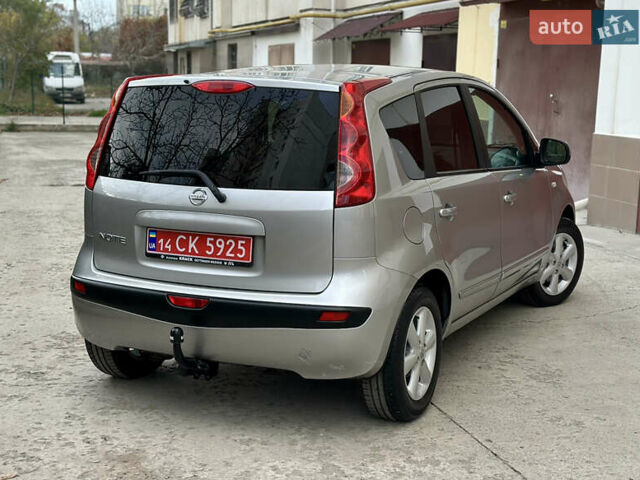 Сірий Ніссан Ноут, об'ємом двигуна 1.4 л та пробігом 130 тис. км за 5450 $, фото 20 на Automoto.ua
