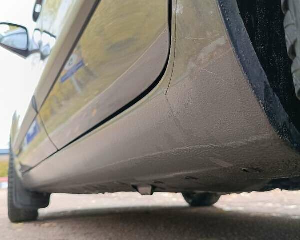 Серый Ниссан Ноут, объемом двигателя 1.39 л и пробегом 218 тыс. км за 4550 $, фото 11 на Automoto.ua