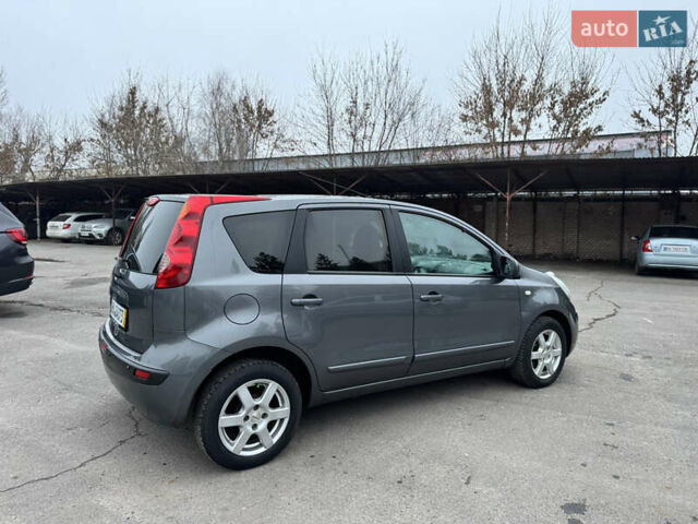 Серый Ниссан Ноут, объемом двигателя 1.6 л и пробегом 168 тыс. км за 6750 $, фото 10 на Automoto.ua