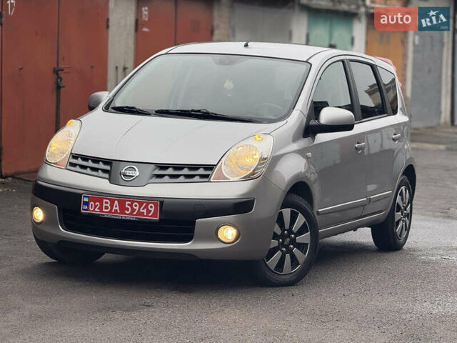 Сірий Ніссан Ноут, об'ємом двигуна 1.6 л та пробігом 90 тис. км за 5999 $, фото 4 на Automoto.ua