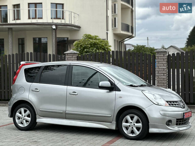 Серый Ниссан Ноут, объемом двигателя 1.6 л и пробегом 186 тыс. км за 6650 $, фото 2 на Automoto.ua