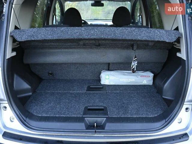 Сірий Ніссан Ноут, об'ємом двигуна 1.6 л та пробігом 198 тис. км за 5150 $, фото 30 на Automoto.ua