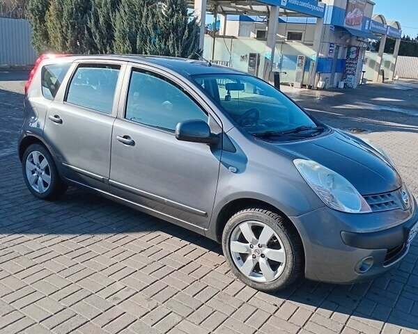 Сірий Ніссан Ноут, об'ємом двигуна 1.6 л та пробігом 175 тис. км за 6500 $, фото 2 на Automoto.ua