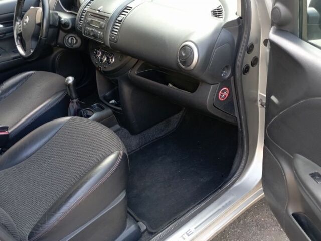 Серый Ниссан Ноут, объемом двигателя 1.6 л и пробегом 217 тыс. км за 4500 $, фото 14 на Automoto.ua