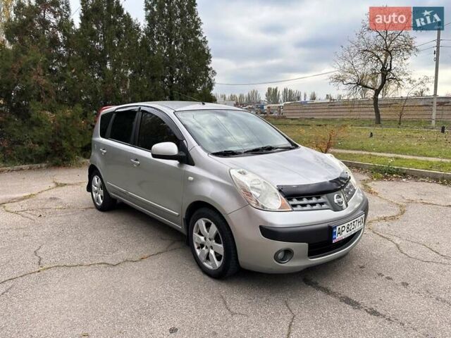 Серый Ниссан Ноут, объемом двигателя 1.4 л и пробегом 208 тыс. км за 5000 $, фото 8 на Automoto.ua