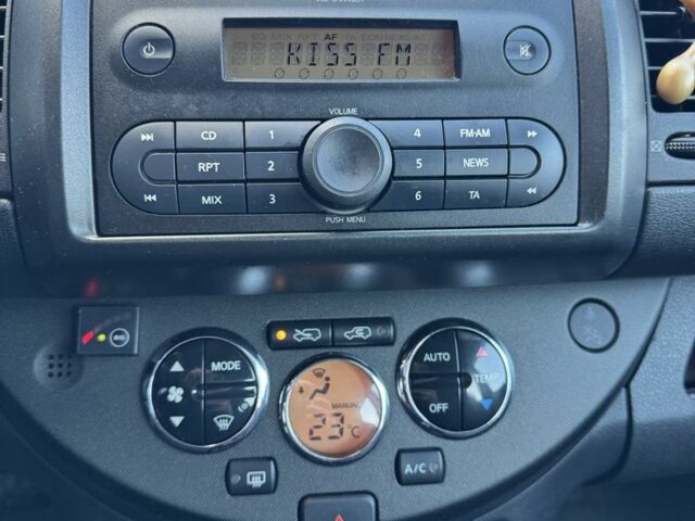 Сірий Ніссан Ноут, об'ємом двигуна 1.4 л та пробігом 187 тис. км за 5400 $, фото 12 на Automoto.ua