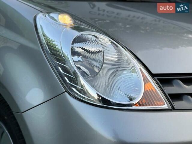 Серый Ниссан Ноут, объемом двигателя 1.6 л и пробегом 181 тыс. км за 5999 $, фото 12 на Automoto.ua