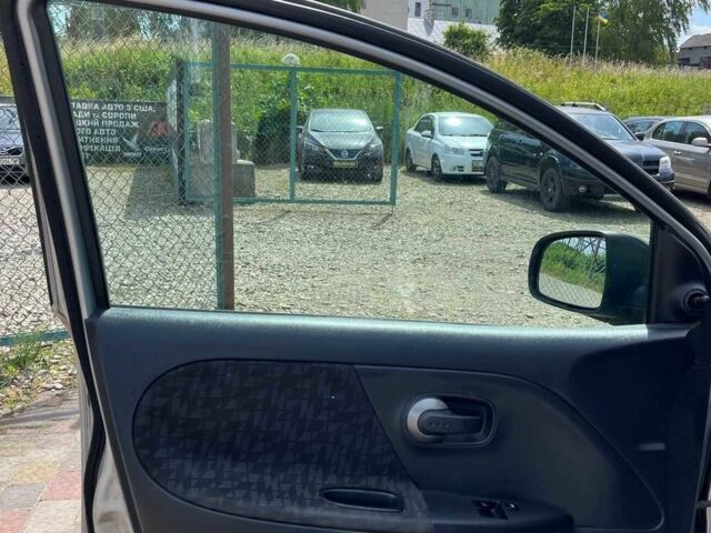 Серый Ниссан Ноут, объемом двигателя 1.4 л и пробегом 217 тыс. км за 6200 $, фото 8 на Automoto.ua