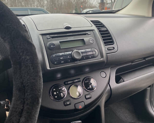 Сірий Ніссан Ноут, об'ємом двигуна 1.6 л та пробігом 214 тис. км за 5200 $, фото 31 на Automoto.ua