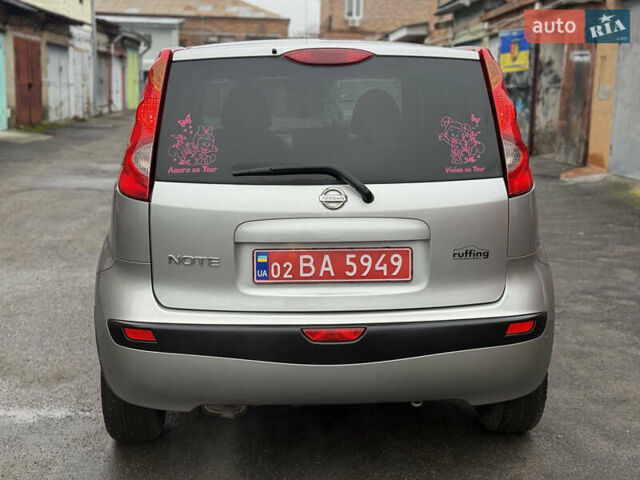 Сірий Ніссан Ноут, об'ємом двигуна 1.6 л та пробігом 90 тис. км за 5999 $, фото 10 на Automoto.ua
