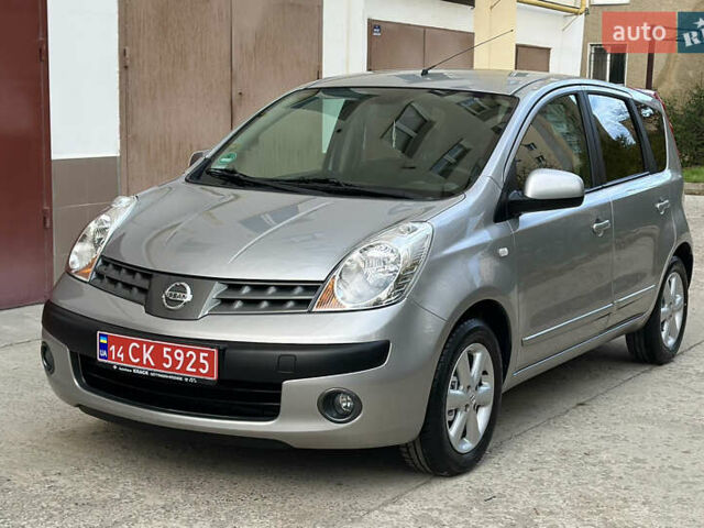 Сірий Ніссан Ноут, об'ємом двигуна 1.4 л та пробігом 130 тис. км за 5450 $, фото 76 на Automoto.ua