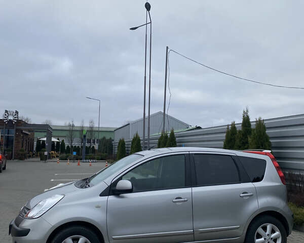 Сірий Ніссан Ноут, об'ємом двигуна 1.6 л та пробігом 214 тис. км за 5200 $, фото 12 на Automoto.ua