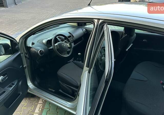 Серый Ниссан Ноут, объемом двигателя 1.6 л и пробегом 181 тыс. км за 5999 $, фото 19 на Automoto.ua