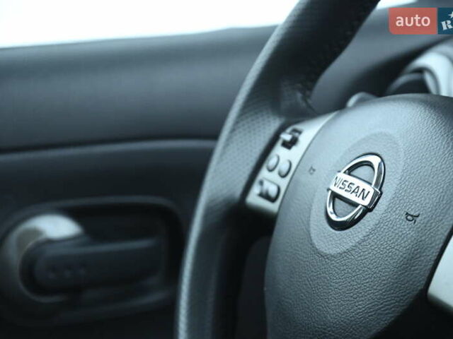 Сірий Ніссан Ноут, об'ємом двигуна 1.6 л та пробігом 258 тис. км за 5150 $, фото 32 на Automoto.ua