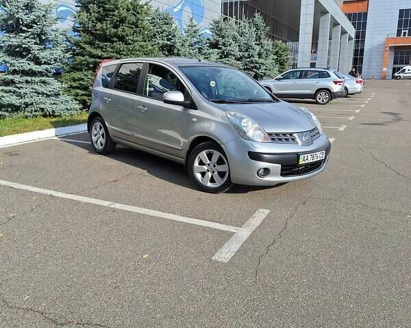 Сірий Ніссан Ноут, об'ємом двигуна 1.6 л та пробігом 161 тис. км за 6999 $, фото 14 на Automoto.ua