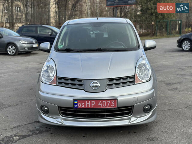 Сірий Ніссан Ноут, об'ємом двигуна 1.6 л та пробігом 185 тис. км за 6800 $, фото 2 на Automoto.ua