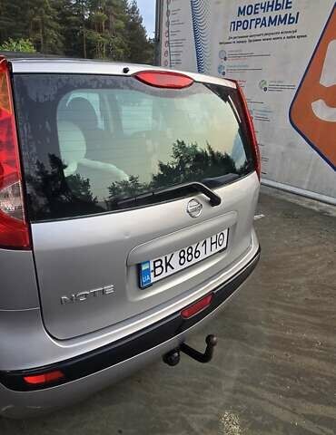 Сірий Ніссан Ноут, об'ємом двигуна 1.6 л та пробігом 255 тис. км за 5500 $, фото 7 на Automoto.ua