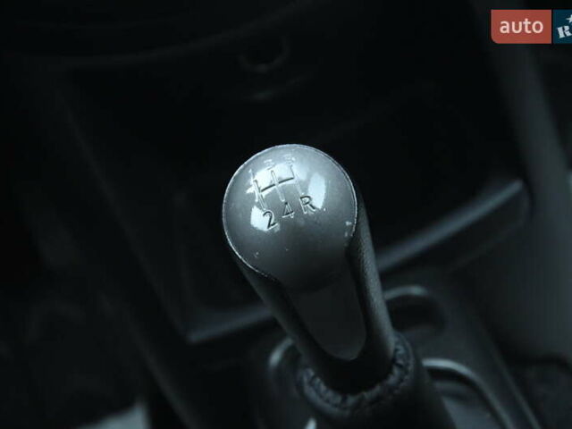 Сірий Ніссан Ноут, об'ємом двигуна 1.6 л та пробігом 258 тис. км за 5150 $, фото 20 на Automoto.ua