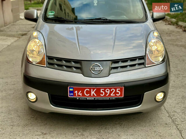 Сірий Ніссан Ноут, об'ємом двигуна 1.4 л та пробігом 130 тис. км за 5450 $, фото 94 на Automoto.ua