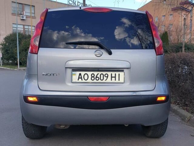 Сірий Ніссан Ноут, об'ємом двигуна 1.39 л та пробігом 205 тис. км за 4800 $, фото 1 на Automoto.ua