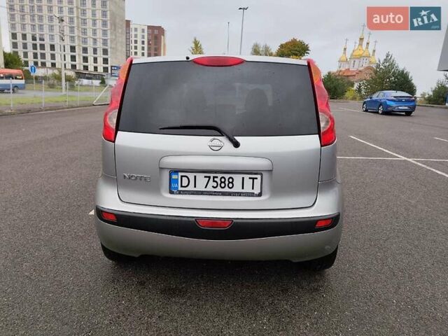 Ніссан Ноут 2006 у Ковель на Automoto.ua Сірий Ніссан Ноут, об'ємом двигуна 1.5 л та пробігом 203 тис. км за 6800 $, фото 3 на Automoto.ua