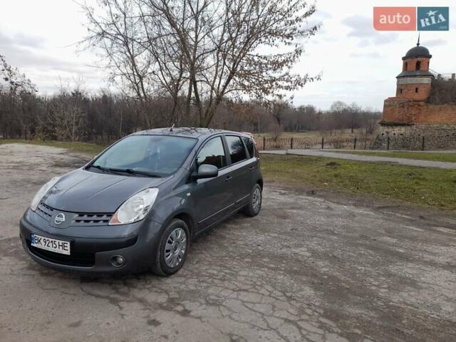 Серый Ниссан Ноут, объемом двигателя 1.6 л и пробегом 216 тыс. км за 5700 $, фото 13 на Automoto.ua