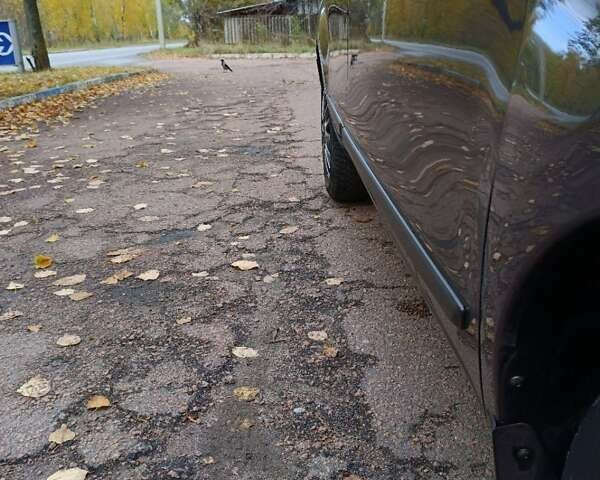 Серый Ниссан Ноут, объемом двигателя 1.39 л и пробегом 218 тыс. км за 4550 $, фото 3 на Automoto.ua