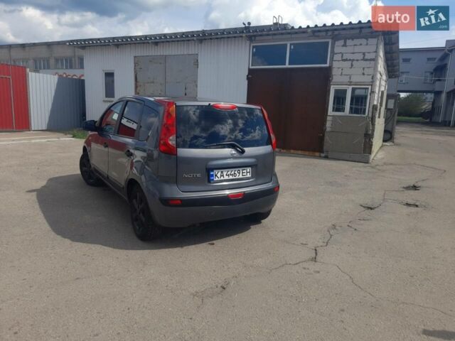 Серый Ниссан Ноут, объемом двигателя 1.4 л и пробегом 240 тыс. км за 5000 $, фото 10 на Automoto.ua