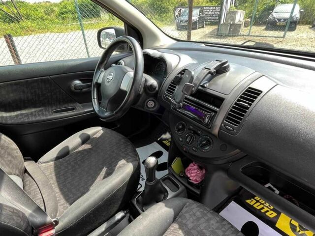 Серый Ниссан Ноут, объемом двигателя 1.4 л и пробегом 217 тыс. км за 6200 $, фото 21 на Automoto.ua