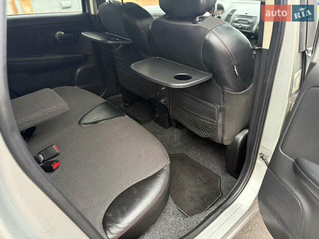 Сірий Ніссан Ноут, об'ємом двигуна 1.6 л та пробігом 90 тис. км за 5999 $, фото 26 на Automoto.ua
