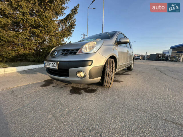 Серый Ниссан Ноут, объемом двигателя 1.6 л и пробегом 311 тыс. км за 4800 $, фото 4 на Automoto.ua