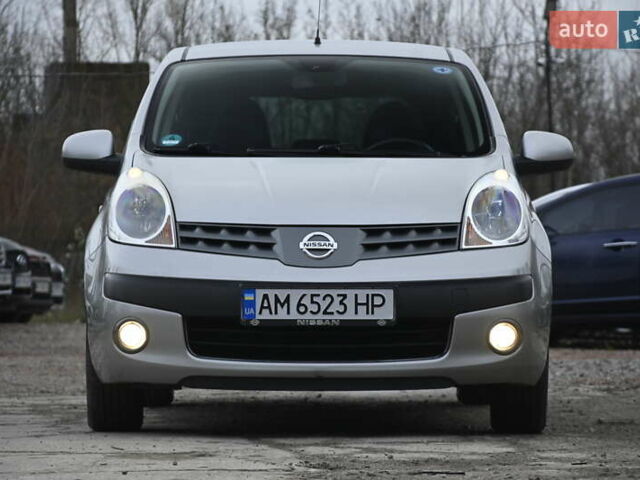 Сірий Ніссан Ноут, об'ємом двигуна 1.6 л та пробігом 258 тис. км за 5150 $, фото 4 на Automoto.ua