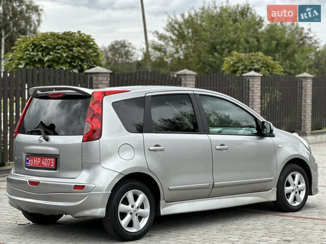 Серый Ниссан Ноут, объемом двигателя 1.6 л и пробегом 185 тыс. км за 6500 $, фото 4 на Automoto.ua