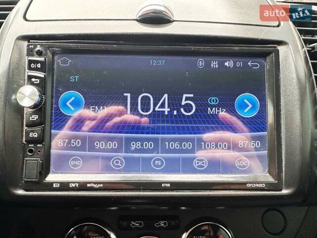 Серый Ниссан Ноут, объемом двигателя 1.4 л и пробегом 208 тыс. км за 5000 $, фото 33 на Automoto.ua