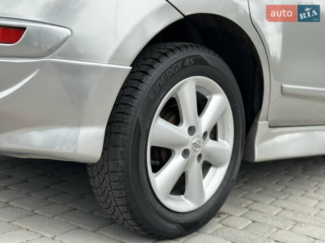 Серый Ниссан Ноут, объемом двигателя 1.6 л и пробегом 186 тыс. км за 6650 $, фото 5 на Automoto.ua
