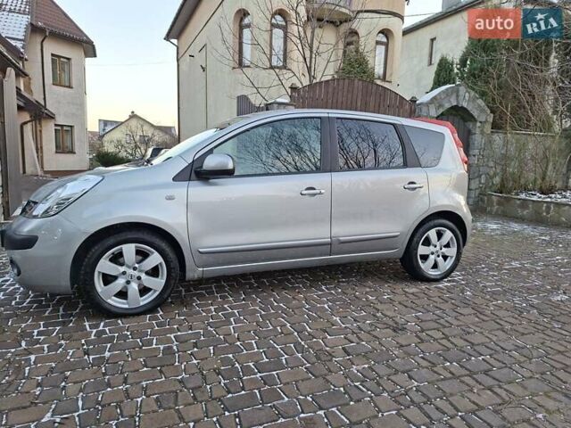 Сірий Ніссан Ноут, об'ємом двигуна 1.6 л та пробігом 224 тис. км за 6800 $, фото 2 на Automoto.ua