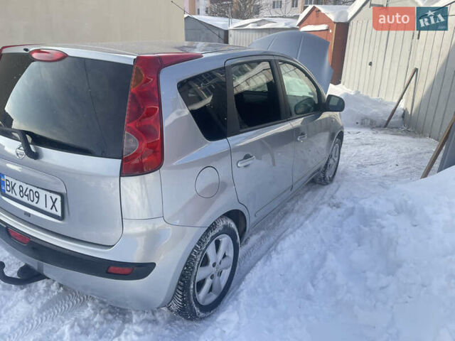 Серый Ниссан Ноут, объемом двигателя 1.4 л и пробегом 178 тыс. км за 4750 $, фото 13 на Automoto.ua