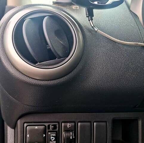 Сірий Ніссан Ноут, об'ємом двигуна 1.6 л та пробігом 177 тис. км за 6200 $, фото 6 на Automoto.ua