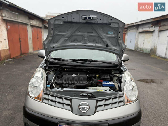 Сірий Ніссан Ноут, об'ємом двигуна 1.6 л та пробігом 90 тис. км за 5999 $, фото 36 на Automoto.ua