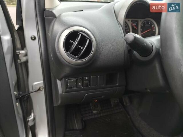 Ніссан Ноут 2006 у Ковель на Automoto.ua Сірий Ніссан Ноут, об'ємом двигуна 1.5 л та пробігом 203 тис. км за 6800 $, фото 25 на Automoto.ua