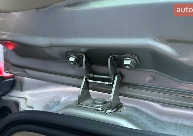 Серый Ниссан Ноут, объемом двигателя 1.6 л и пробегом 181 тыс. км за 5999 $, фото 43 на Automoto.ua