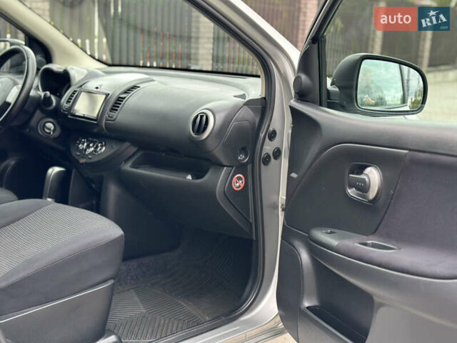 Серый Ниссан Ноут, объемом двигателя 1.6 л и пробегом 186 тыс. км за 6650 $, фото 15 на Automoto.ua