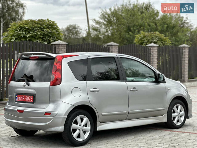 Серый Ниссан Ноут, объемом двигателя 1.6 л и пробегом 186 тыс. км за 6650 $, фото 4 на Automoto.ua