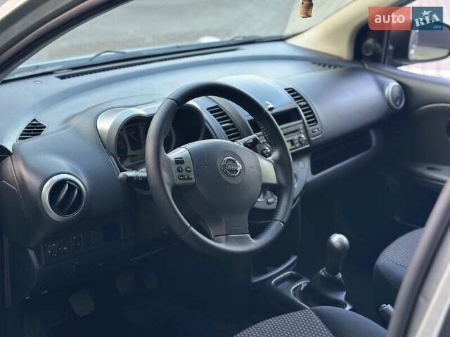Серый Ниссан Ноут, объемом двигателя 1.6 л и пробегом 181 тыс. км за 5999 $, фото 21 на Automoto.ua