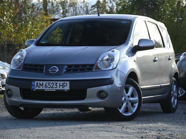 Сірий Ніссан Ноут, об'ємом двигуна 1.6 л та пробігом 198 тис. км за 5600 $, фото 3 на Automoto.ua