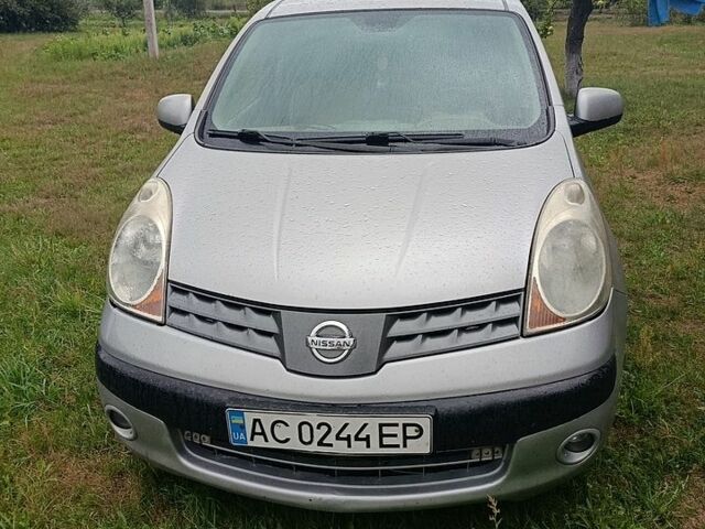 Сірий Ніссан Ноут, об'ємом двигуна 1.6 л та пробігом 222 тис. км за 5500 $, фото 8 на Automoto.ua