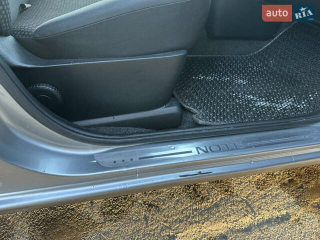 Серый Ниссан Ноут, объемом двигателя 1.6 л и пробегом 311 тыс. км за 5100 $, фото 32 на Automoto.ua