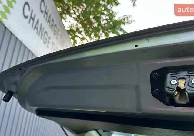 Серый Ниссан Ноут, объемом двигателя 1.6 л и пробегом 181 тыс. км за 5999 $, фото 44 на Automoto.ua