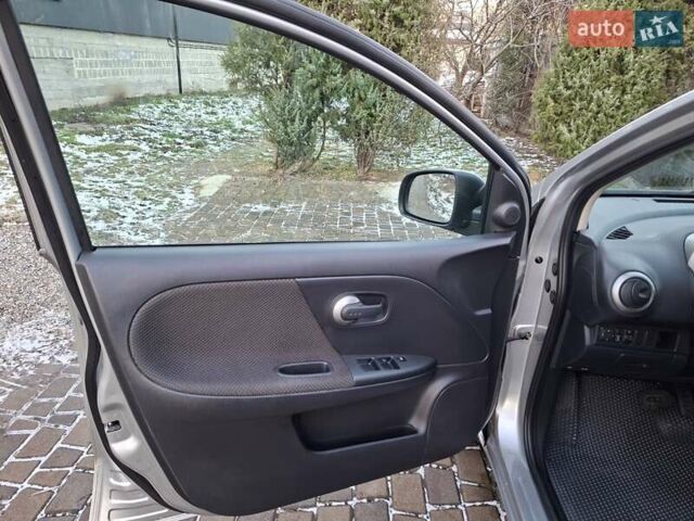 Сірий Ніссан Ноут, об'ємом двигуна 1.6 л та пробігом 224 тис. км за 6800 $, фото 24 на Automoto.ua