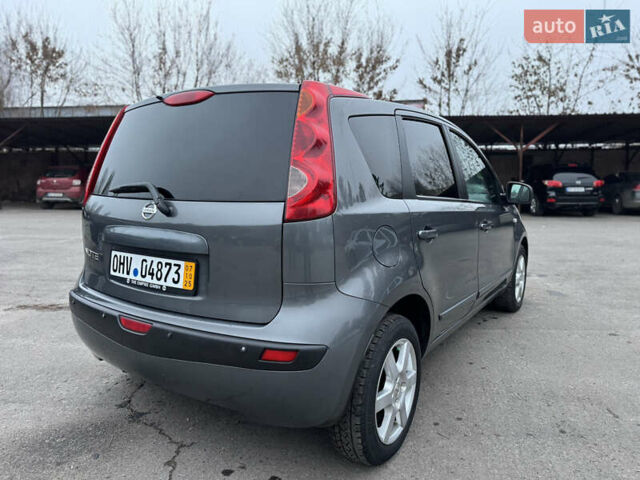 Серый Ниссан Ноут, объемом двигателя 1.6 л и пробегом 168 тыс. км за 6750 $, фото 12 на Automoto.ua